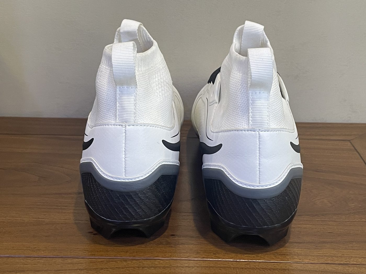 SD-FB05-AG Agility Pro Artificial Grass Soccer Cleats